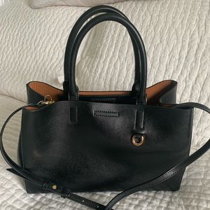 Black leather banana republic purse